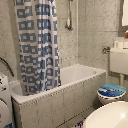 Castagno Appartement *